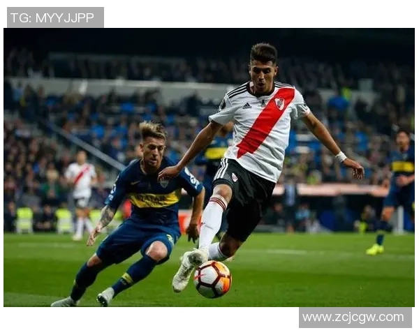 多特蒙德与汉堡激战回顾16至17赛季精彩对决分析与战术解读 多特蒙德与汉堡激战回顾16至17赛季精彩对决分析与战术解读